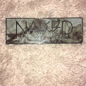 Urban Decay naked smoky pallet!